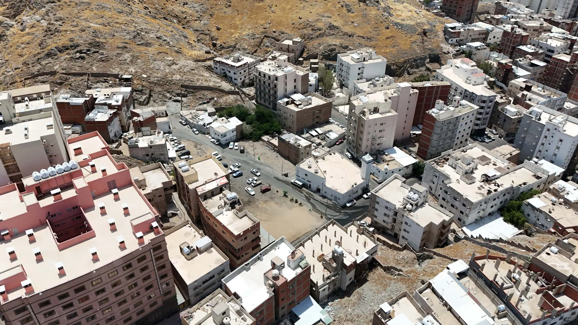 Jawaher Al Gharbiya — campaign photo 2