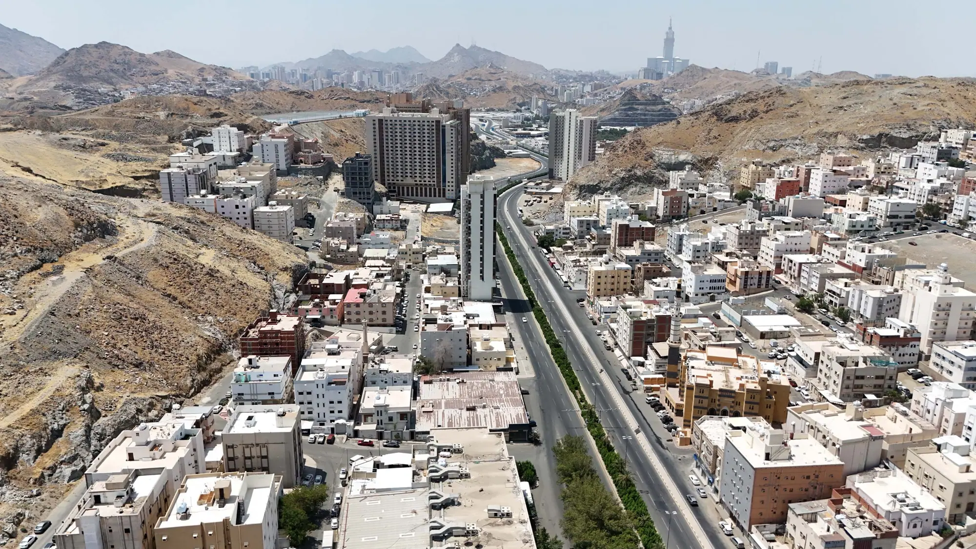 Drone photograph over central Makkah for the Osoul Makkah auction